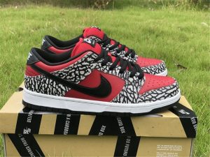 Nike Dunk SB Low Supreme Red Cement