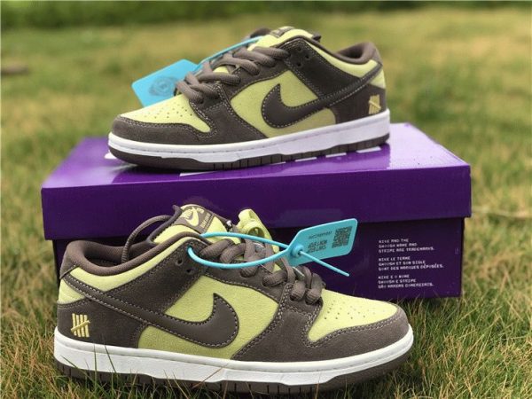 Nike SB Dunk Low Brownish Yellow shoes