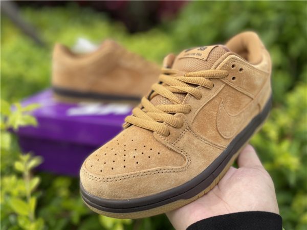 Nike SB Dunk Low Wheat Mocha suede