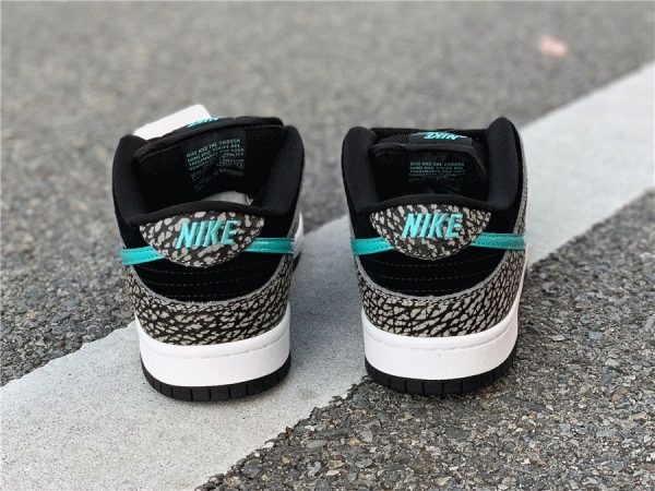 Nike SB Dunk Low atmos Elephant heel