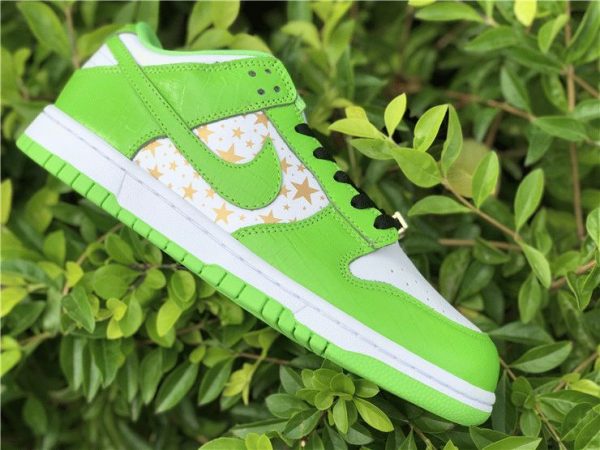 Supreme SB Dunk Low Green Stars where to buy