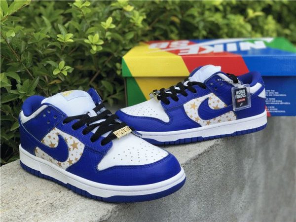 Supreme x Nike SB Dunk Low Blue Stars blue