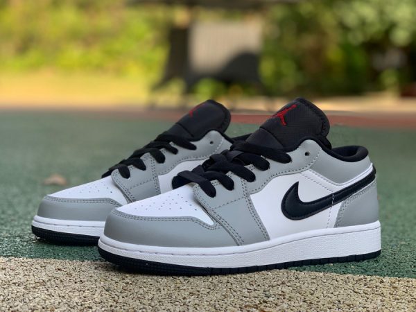 Air Jordan 1 Low GS Light Smoke Grey