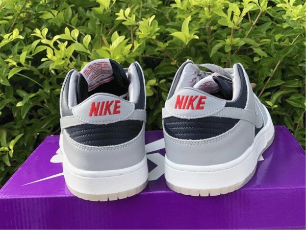 Nike SB Low Wolf Grey Dark Grey red heel