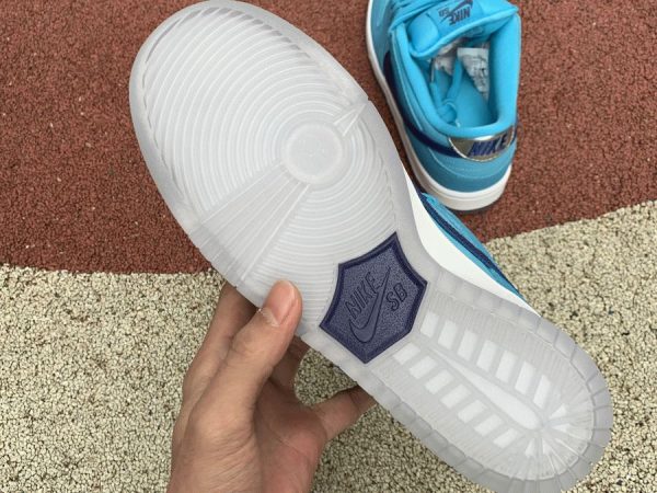 2020 Nike SB Dunk Low Blue Fury bottom