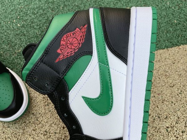 Air Jordan 1 Mid Green Toe panel