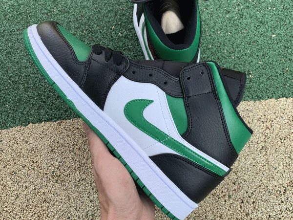Air Jordan 1 Mid Green Toe sneaker