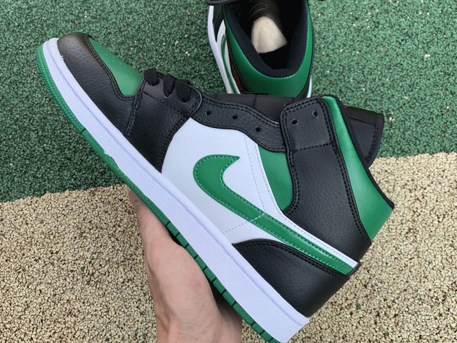 green toe jordan 1