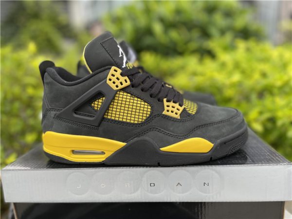 Air Jordan 4 IV Retro Thunder 2012