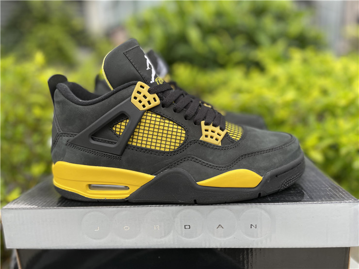 air jordan 4 thunder 2012