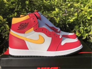 Air Jordan 1 High OG Light Fusion Red