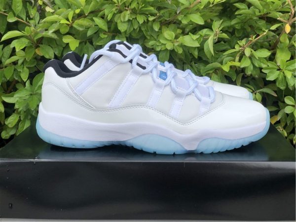 Air Jordan 11 Low Legend Blue