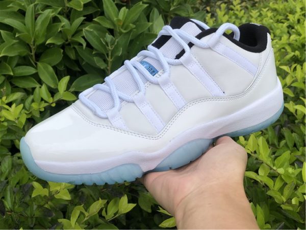 Air Jordan 11 Low Legend Blue sneaker