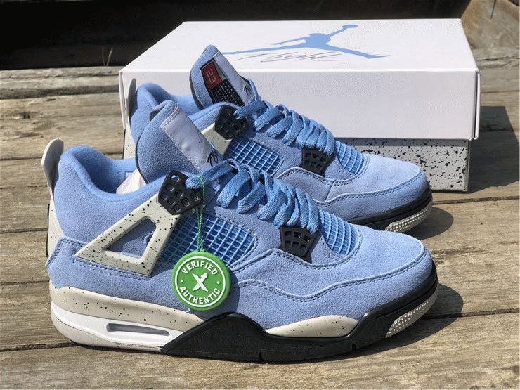 Air Jordan 4 SE University Blue jumpman