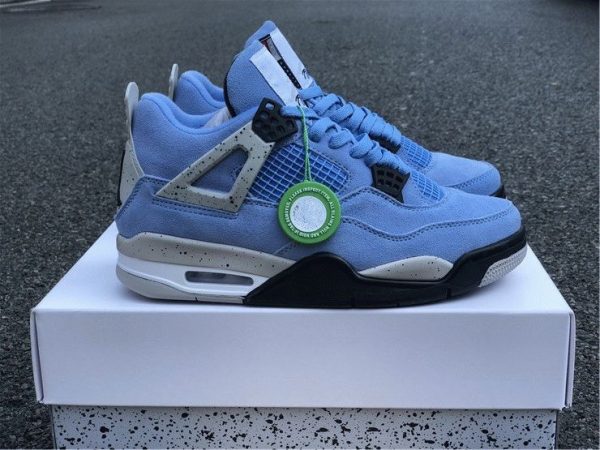 Air Jordan 4 SE University Blue sneaker