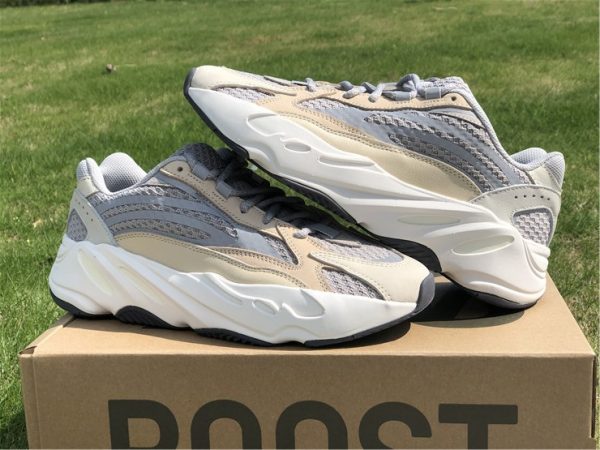 GY7924 adidas Yeezy Boost 700 V2 Cream to by