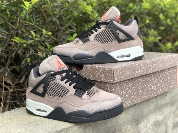 New Jordan 4 Taupe Haze 2021