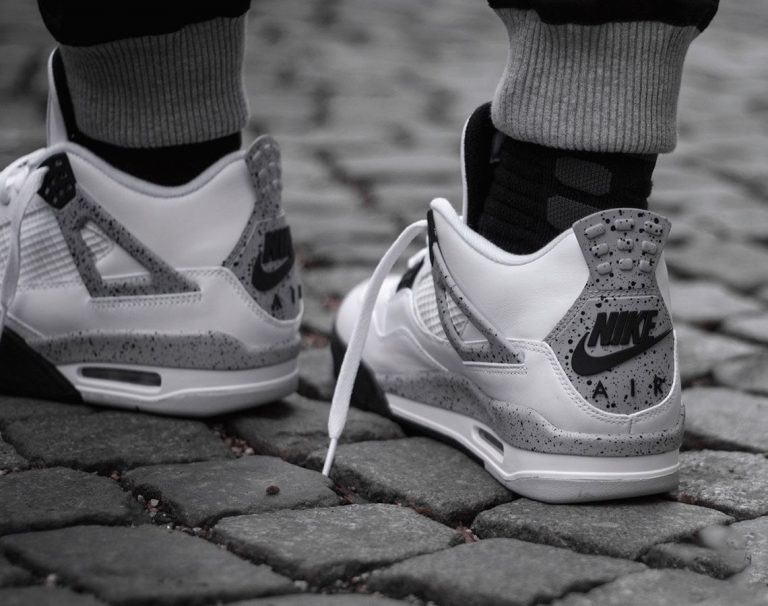 when did the white oreo 4s come out