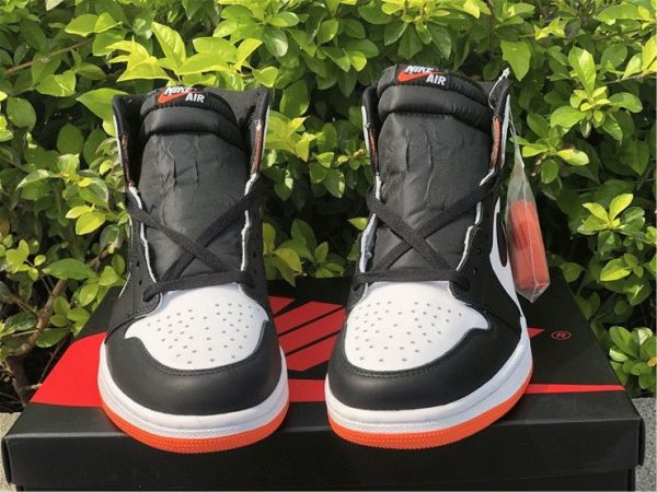 Air Jordan 1 High OG GS Electro Orange tongue