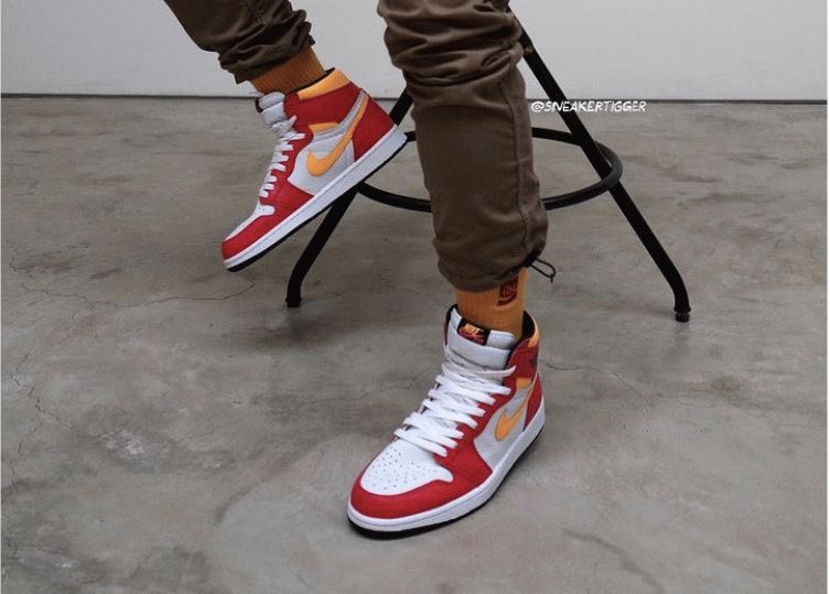 Air Jordan 1 Light Fusion Red