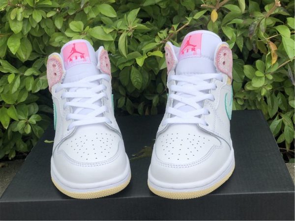 Air Jordan 1 Mid SE GS Ice Cream Paint Drip vamp