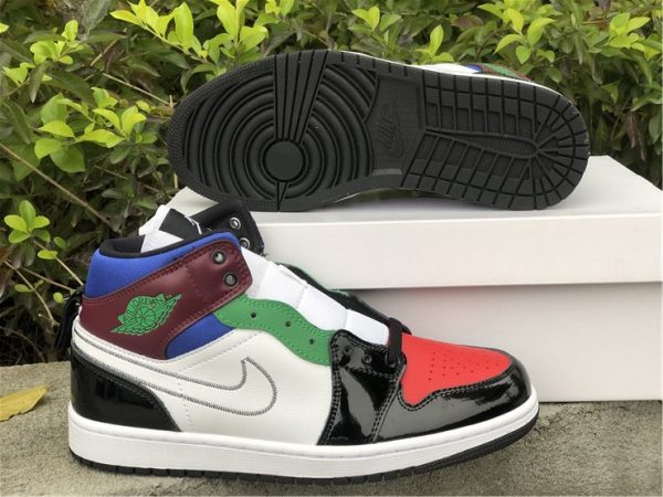 Air Jordan 1 Mid SE Multi-Color black underfoot