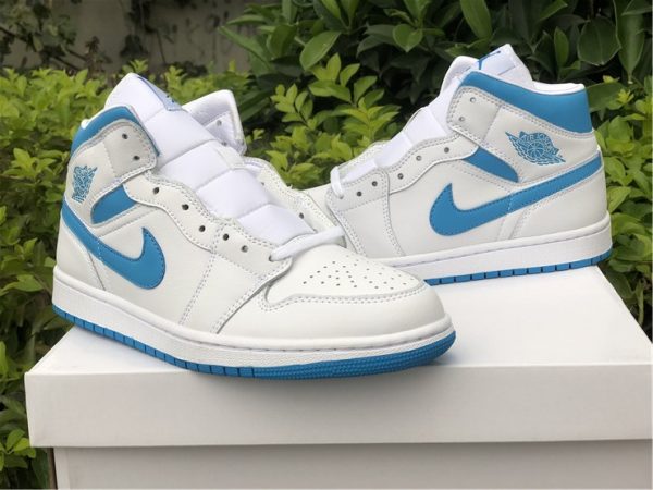 Air Jordan 1 Mid UNC White Blue DC6472-114 sneaker