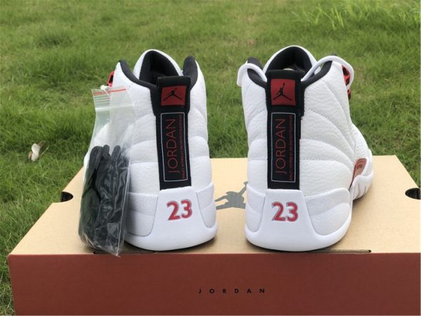 Air Jordan 12 Twist heel