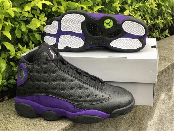 Air Jordan 13 Court Purple 2021 underfoot