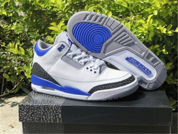 Air Jordan 3 Racer Blue CT8532-145 underfoot