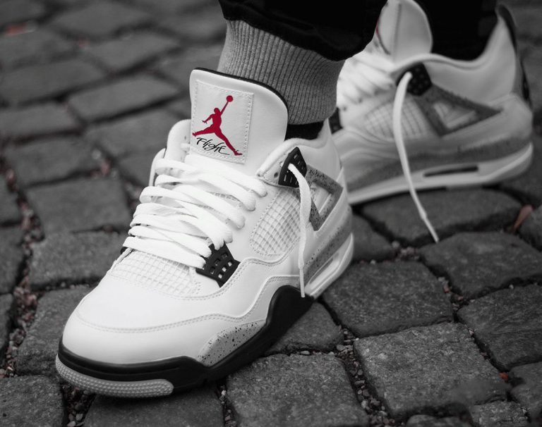 when did the white oreo 4s come out