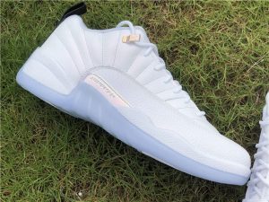 retro 12 low easter on feet
