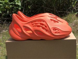 adidas Yeezy Foam Runner Orange
