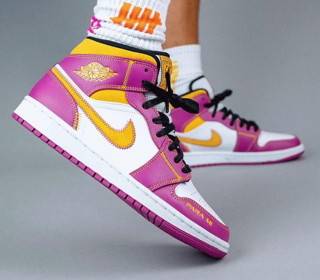 women Air Jordan 1 Mid Familia on feet