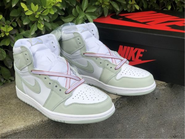 Air Jordan 1 High OG Seafoam SHOES