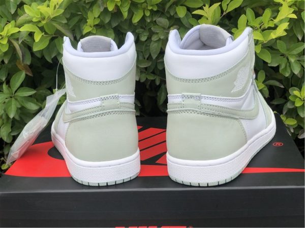 Air Jordan 1 High OG Seafoam heel