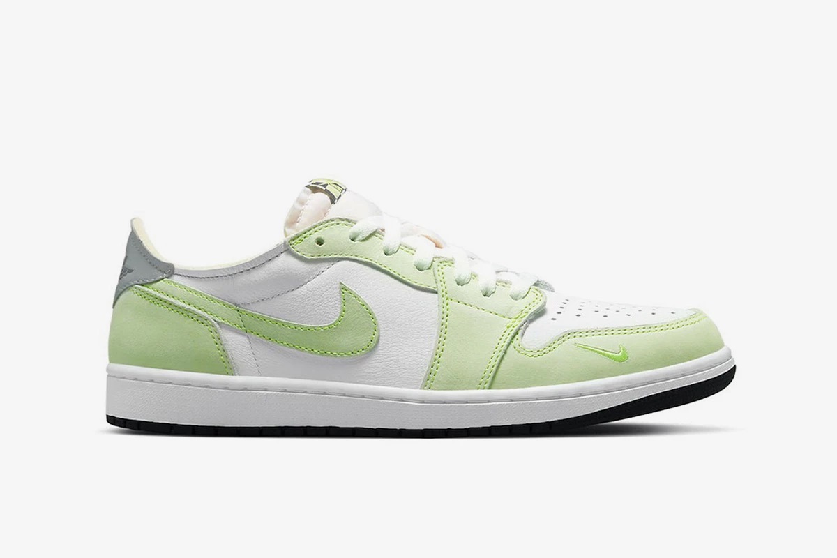 Air Jordan 1 Low Ghost Green