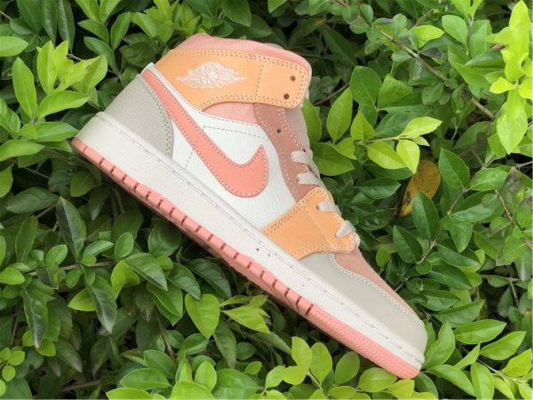 Air Jordan 1 Mid Apricot Orange panel