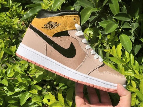 Air Jordan 1 Mid SE Particle Beige black swoosh