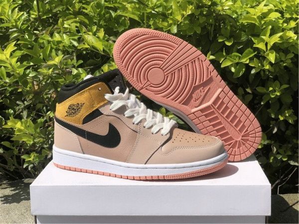 Air Jordan 1 Mid SE Particle Beige underfoot