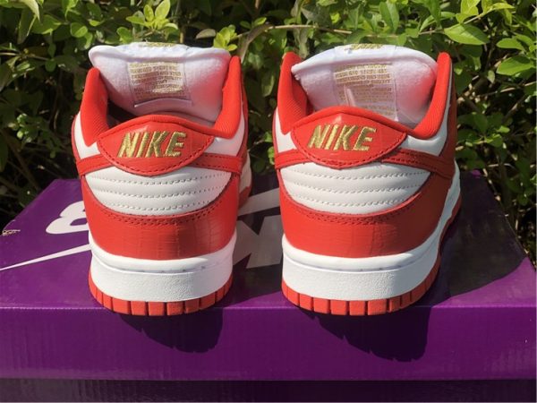 Supreme x Nike SB Dunk Low Red White heel