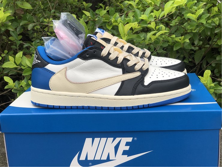 Travis Scott Fragment Air Jordan 1 Low DM7866-140