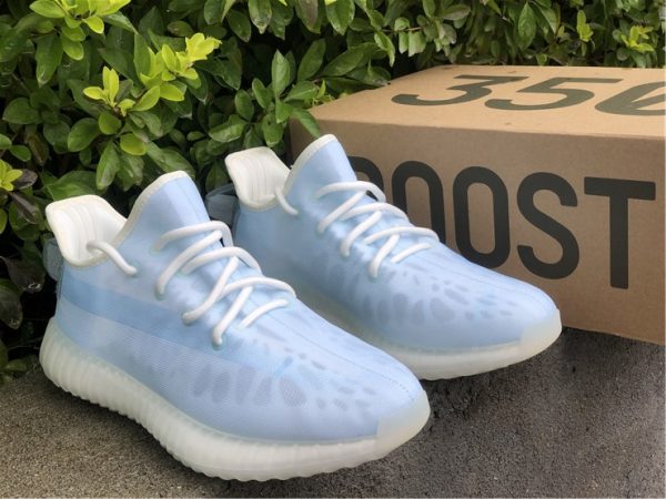 adidas Yeezy Boost 350 V2 Mono Ice Pack sneaker