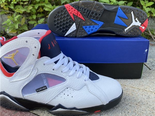 Air Jordan 7 PSG underfoot