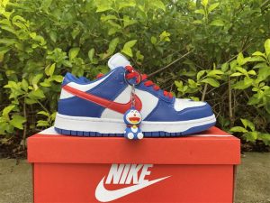 Nike Dunk Low Mismatched Swooshes