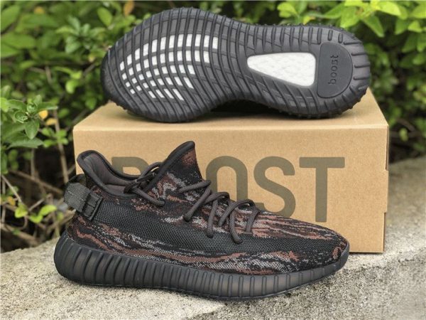 adidas Yeezy Boost 350 V2 MX Rock foot