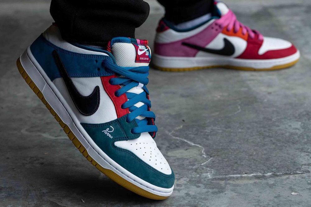 jordansupdate.com_Parra Nike SB Dunk Low on feet