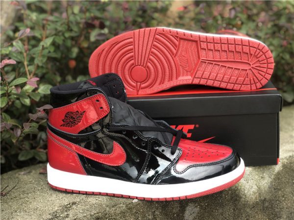 Air Jordan 1 High OG Bred Patent 555088-063