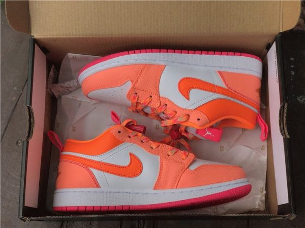 Air Jordan 1 Low Utility Caters Bright Floral in box