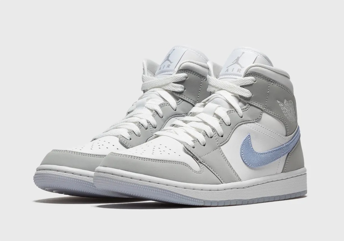 Air Jordan 1 Mid Wolf Grey BQ6472-105